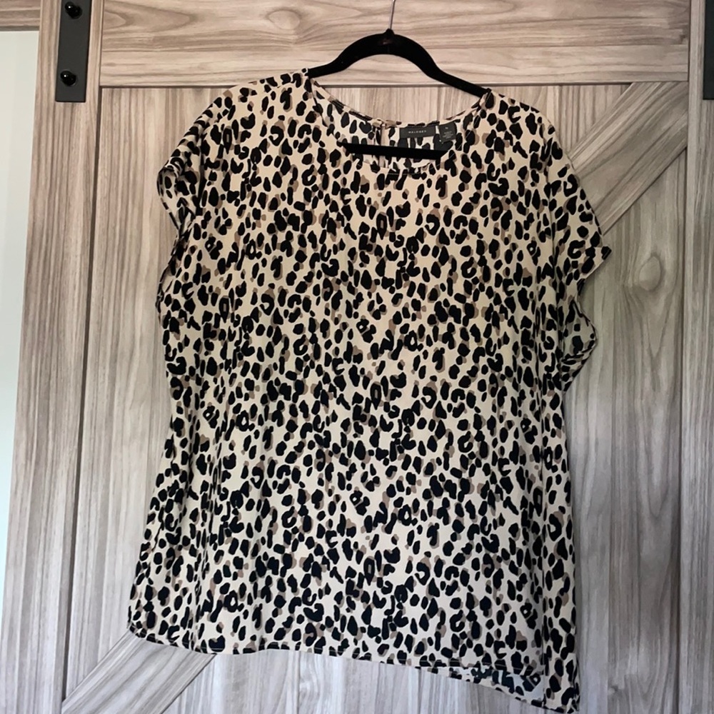 Halogen 1x leopard print shirt